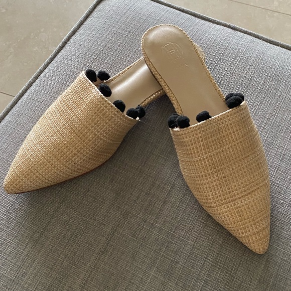 RAYE Shoes - Raye x House of Harlow 1960 Shaina Slide NWOT